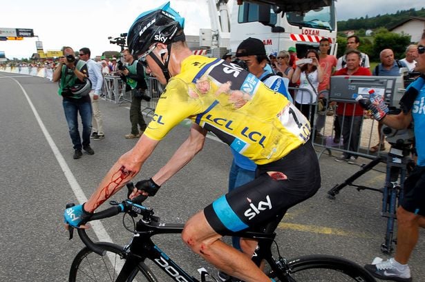 Umwongereza Christopher Froome wari wegukanye Tour de France umwaka ushize, ntiyarangije iy'uyu mwaka kubera impanuka yagize hakiri kare.