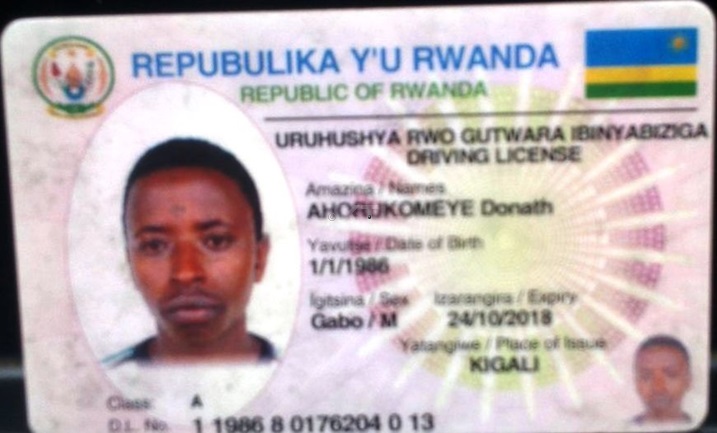 Ahorukomeye Donat waguye mu Kivu atwaye imodoka ya Mahindra.
