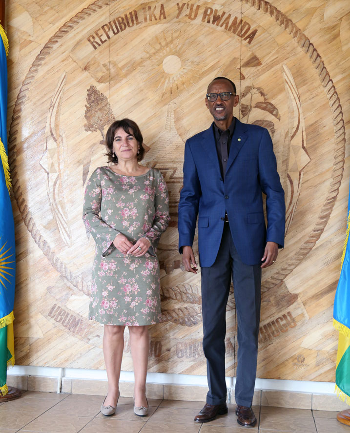 Perezida Kagame na Minisitiri Lilianne Ploumen.