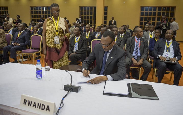 Perezida Kagame mu nama ya 13 y'Umuhora wa Ruguru.