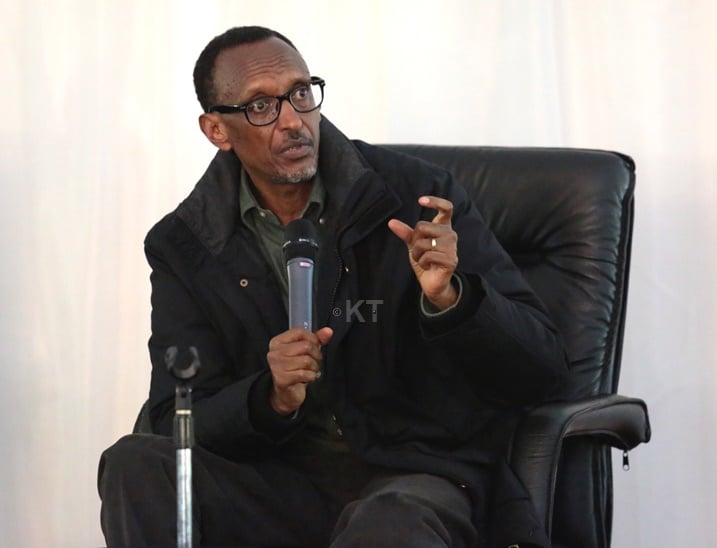 Perezida Kagame yababajwe n'urubyiruko rwahawe akazi i Nasho rukanga kujyayo ngo ni mu cyaro.