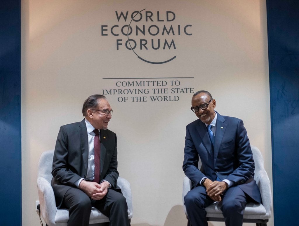 Perezida Kagame aganira na Minisitiri w'Intebe wa Malaysia,Anwar Ibrahim