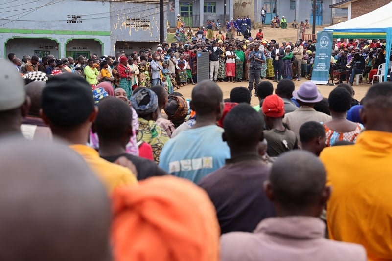 Abaturage bahabwa ibiganiro mu kubungabunga ibidukikije