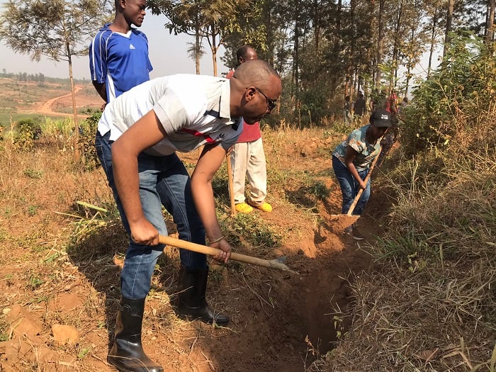 Bugesera hakozwe umuganda wo guhanga imirwanyasuri no gusibura isanzwe