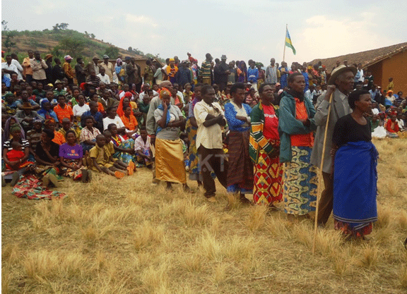 Abaturage bo mu Murenge wa Mugano basaba isoko rizagabanya urugendo bakora bajya kugurisha imyaka beza mu yindi mirenge