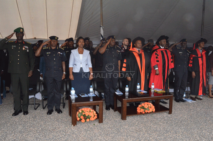 Abayobozi bakuru ba Polisi y'igihugu n'Umuyobozi w'Intara y'Uburasirazuba bari bitabiriye uyu muhango