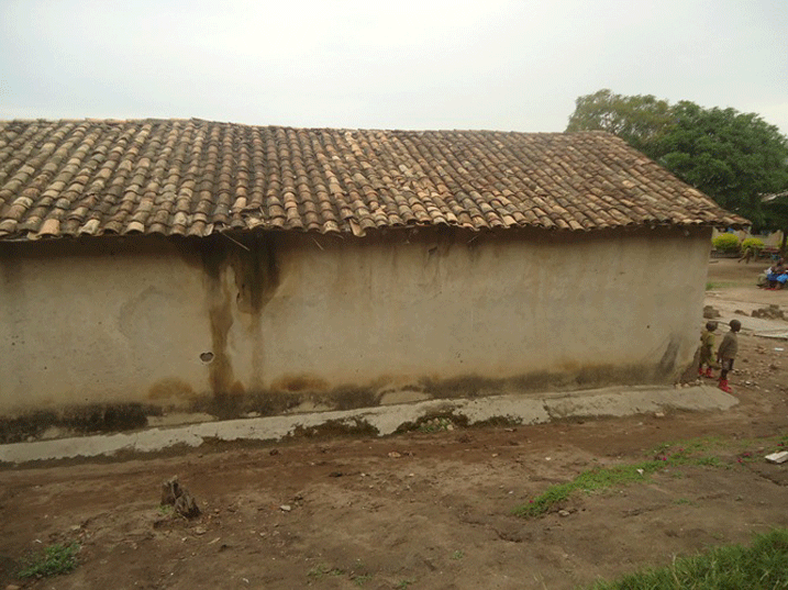 Iri ni rimwe mu mashuri barimo gusimbuza ngo yubatswe mu 1962.