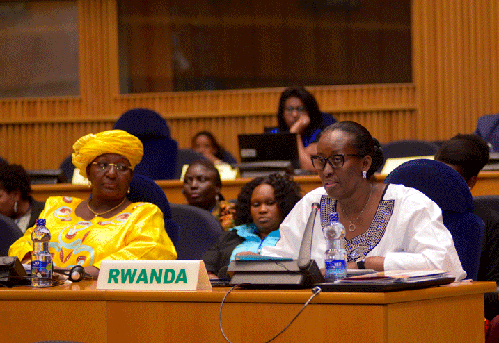 Madame Jeannette Kagame ageza ijambo ku Ihuriro ry