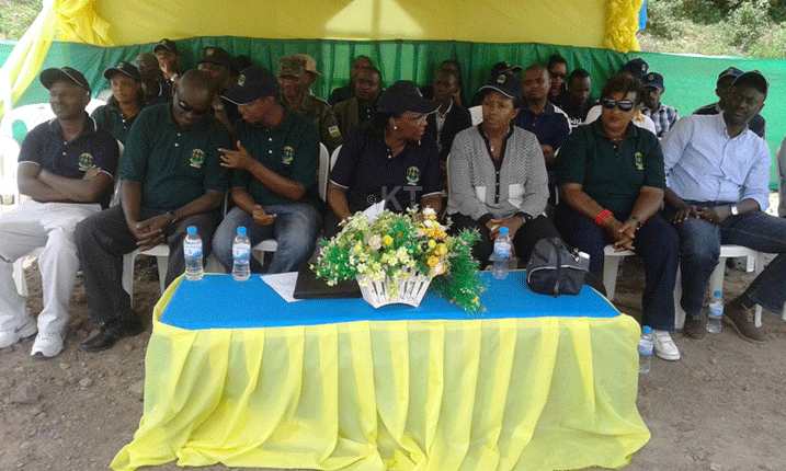 Minisitiri yijeje ubufatanye n'ubuyobozi bw'intara kugira ngo umupaka wa Rusumo ube icyitegererezo.