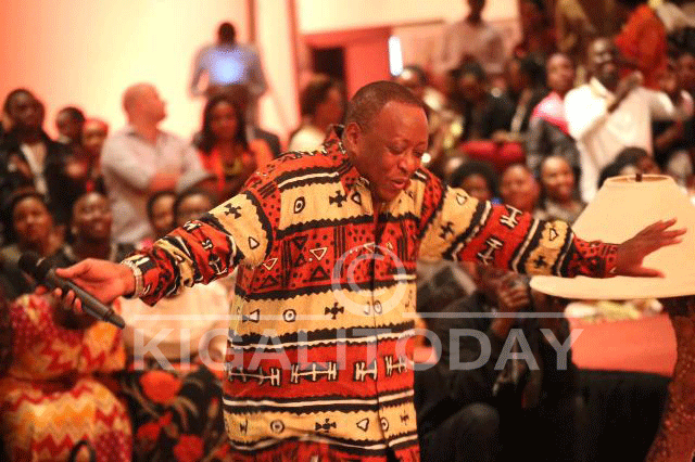 Muyango yataramiye Kayirebwa mu ndirimbo no mu mbyino