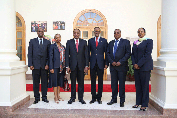Perezida Kagame na mugenze we Uhuru Kenyatta biyemeje ubufatanye mu guteza imbere ingufu z'amashanyarazi.