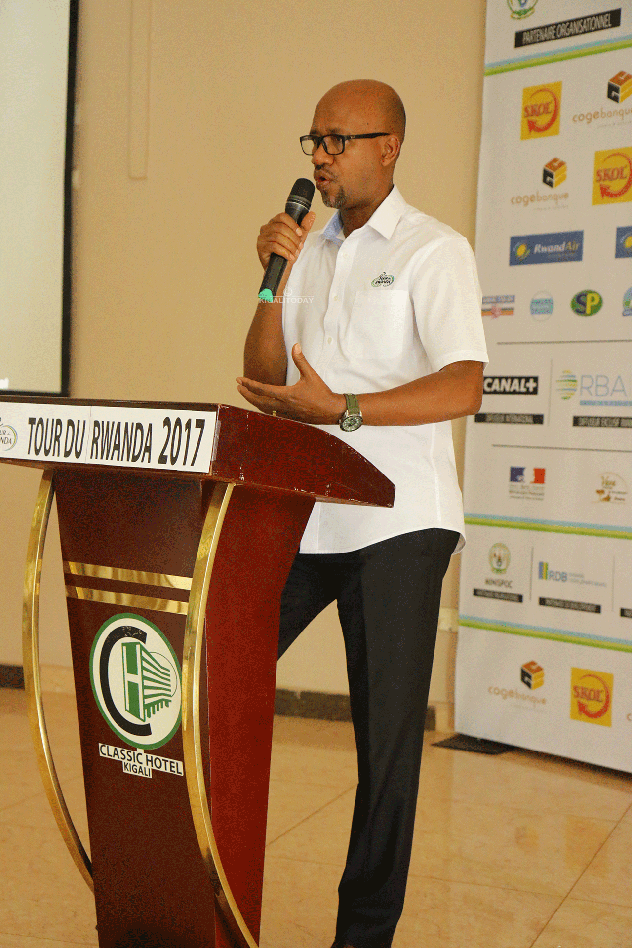 Aimable Bayingana, Umuyobozi wa Ferwacy asobanura bimwe mu bigize Tour du Rwanda 2017