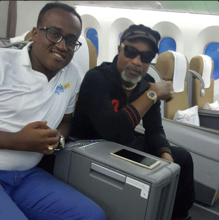 Yahiriye na Gacinya uyobora ikipe ya Rayon Sport mu Ndenge ya Rwandair iri ku muzana