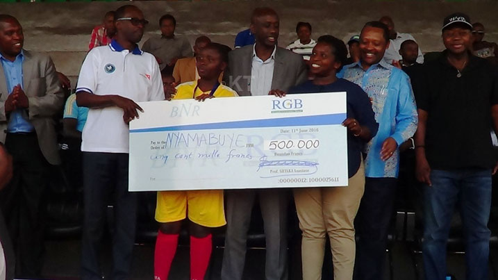 Ikipe ya Nyamabuye yegukanye umwanya wa gatatu mu bakobwa