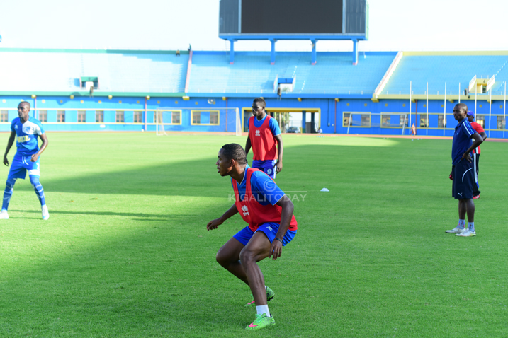 Mugisha Francois bita Master acungana n'umupira