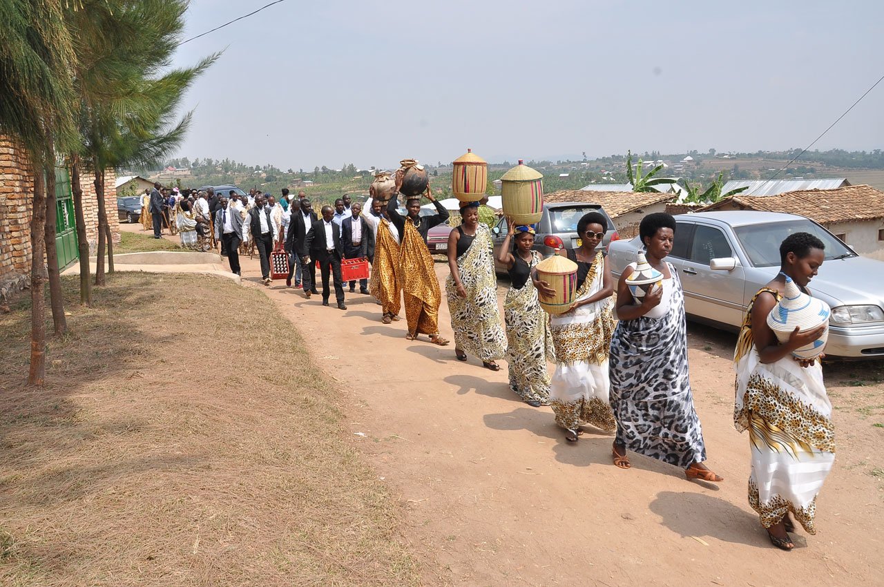 Abo mu muryango wa Rutangarwamaboko bakigera aho basabaga.