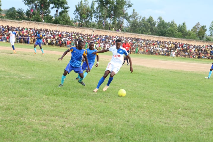 Eric Irambona wa rayon Sports wagiyemo asimbuye mu gice cya kabiri