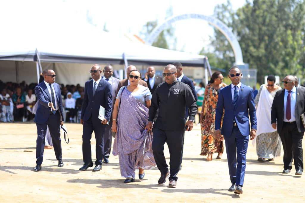 Abayobozi batandukanye bitabiriye icyo gikorwa