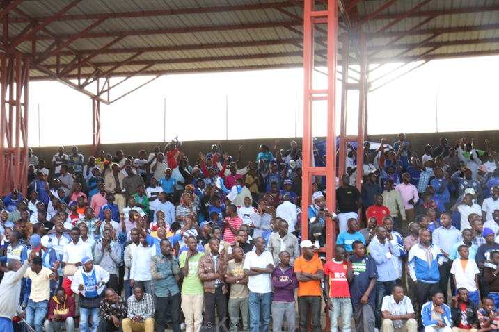 Abafana ba Rayon Sports bari bongeye kujya inyuma y'ikipe yabo