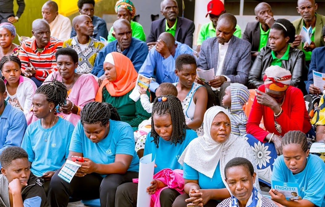 Imibare igaragaza ko abagore bizigama bakiri hasi ugereranyije n'abagabo