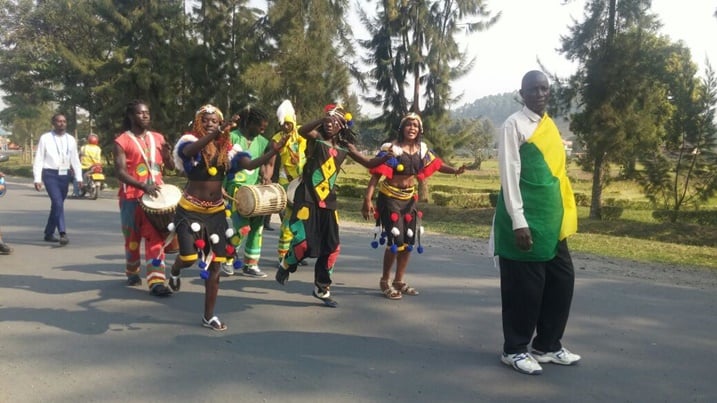 hakurikiyeho umutambagiro. Abo ni abo muri Senegal.