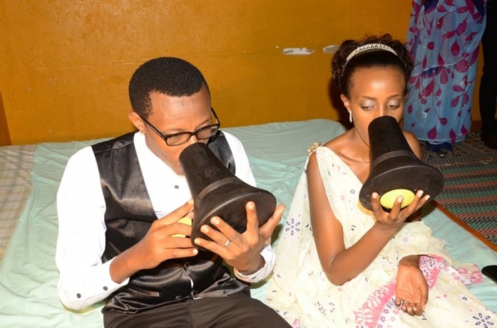 Heaven Bukuru wo mu itsinda The Worshipers n'umukunzi we Annet batwikururwa