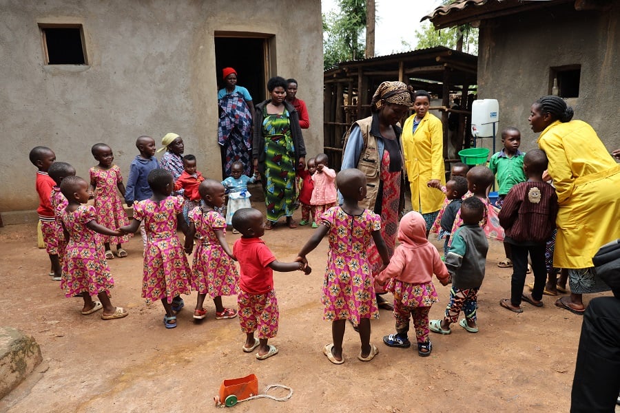 Ababyeyi bafasha abana mu gihe cyo gukira