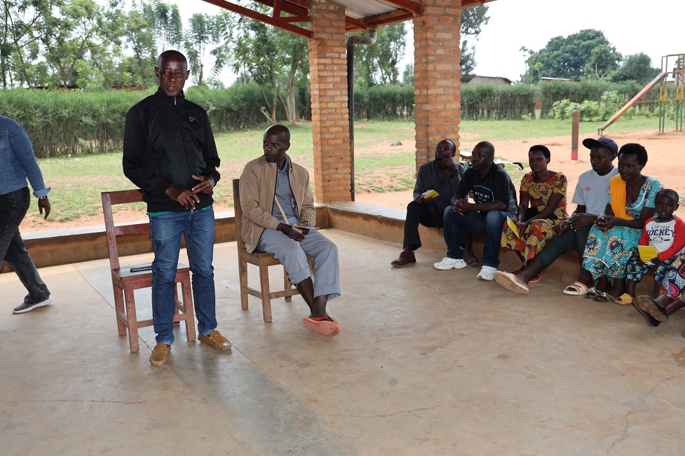 Bafata umwanya wo kungurana ibitekerezo ku kibahuje