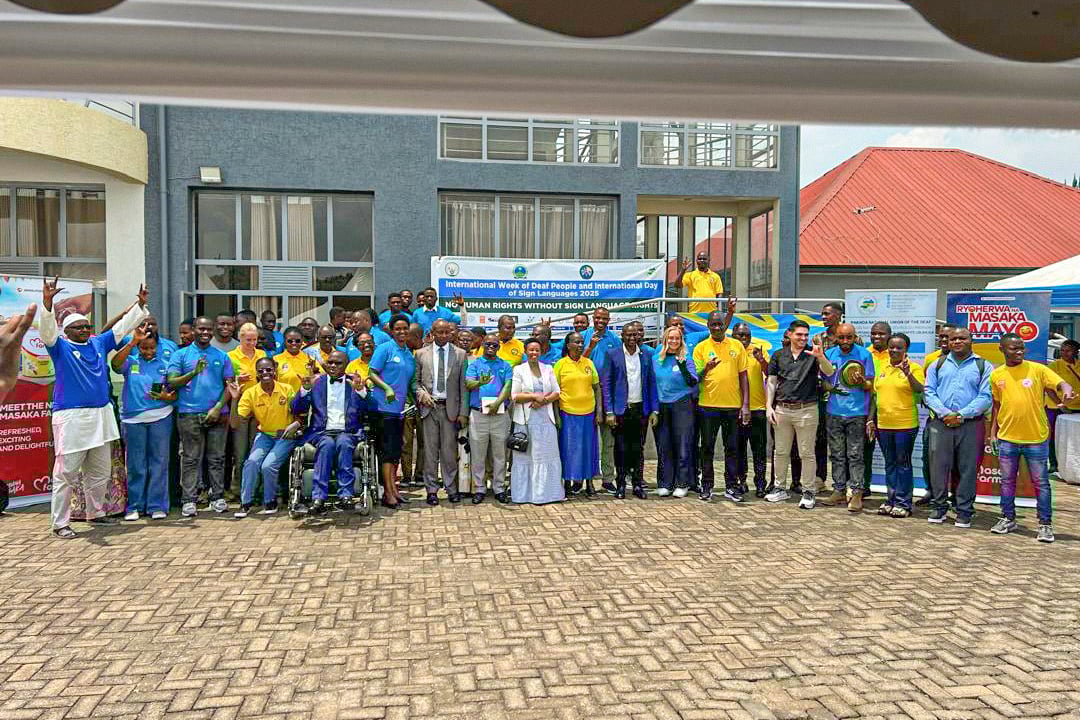 Muri iki cyumweru kirangiye habayemo ubukangurambaga bwo kwitabira gukoresha ururimi rw'amarenga, cyanizihirijwemo umunsi mpuzamahanga w'abantu bafite ubumuga bwo kutumva no kutavuga
