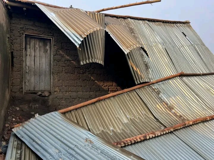 Amazu menshi yavuyeho ibisenge 