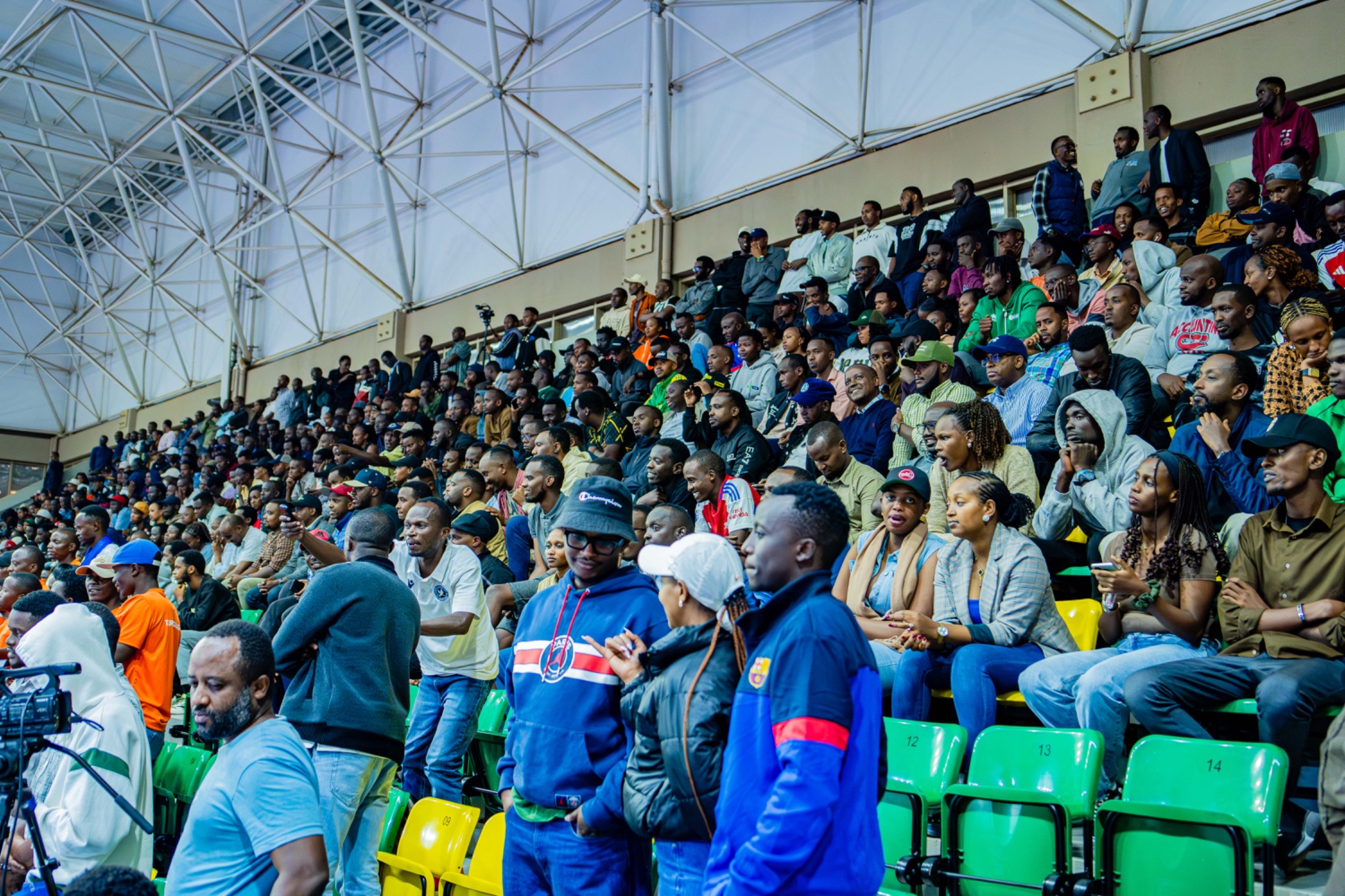 Petit Stade yari yabaye nto