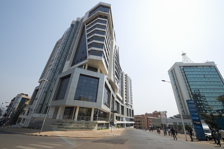 Umujyi wa Kigali uri kongera ibikorwa remezo ari na ko urushaho kunoza serivisi.
