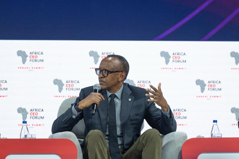 Perezida Kagame ageza ikianiro ku bitabiriye Africa CEO Forum