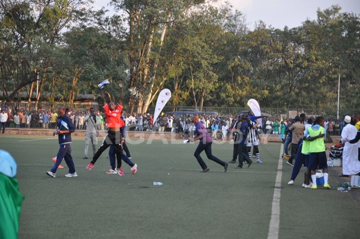 Police ubwo yishimiraga gusezerera APR mu gikombe cy