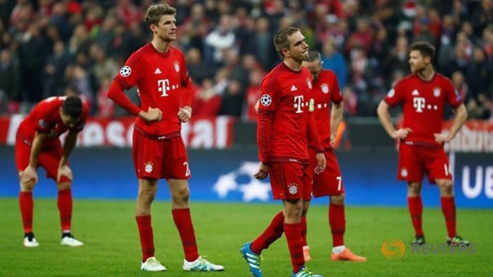 Abakinnyi ba Bayern Munich bacitse intege cyane nyuma yo gusezererwa ku kibuga cyabo