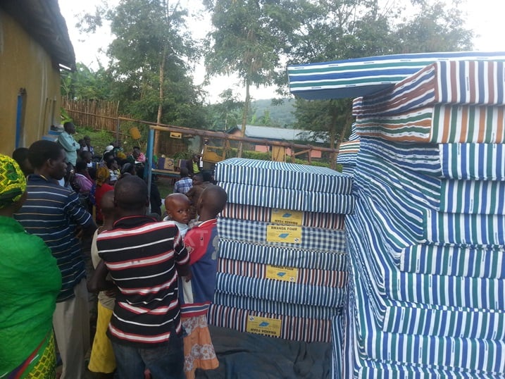 Izo mateka nazo nizo bahawe ku mafaranga bikusanyirije