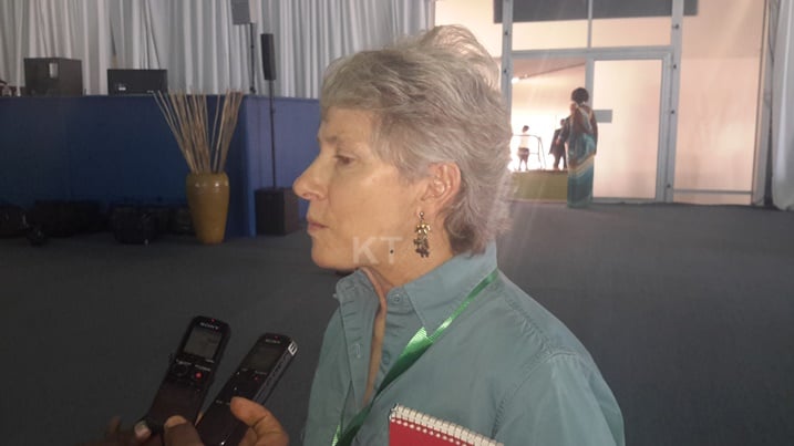 Mary Ann McDonald yaje mu Rwanda Kwita izina.