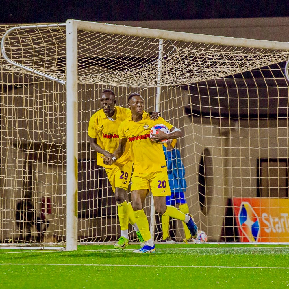 Cyubahiro Idarusi amaze kwishyurira Vision FC igitego