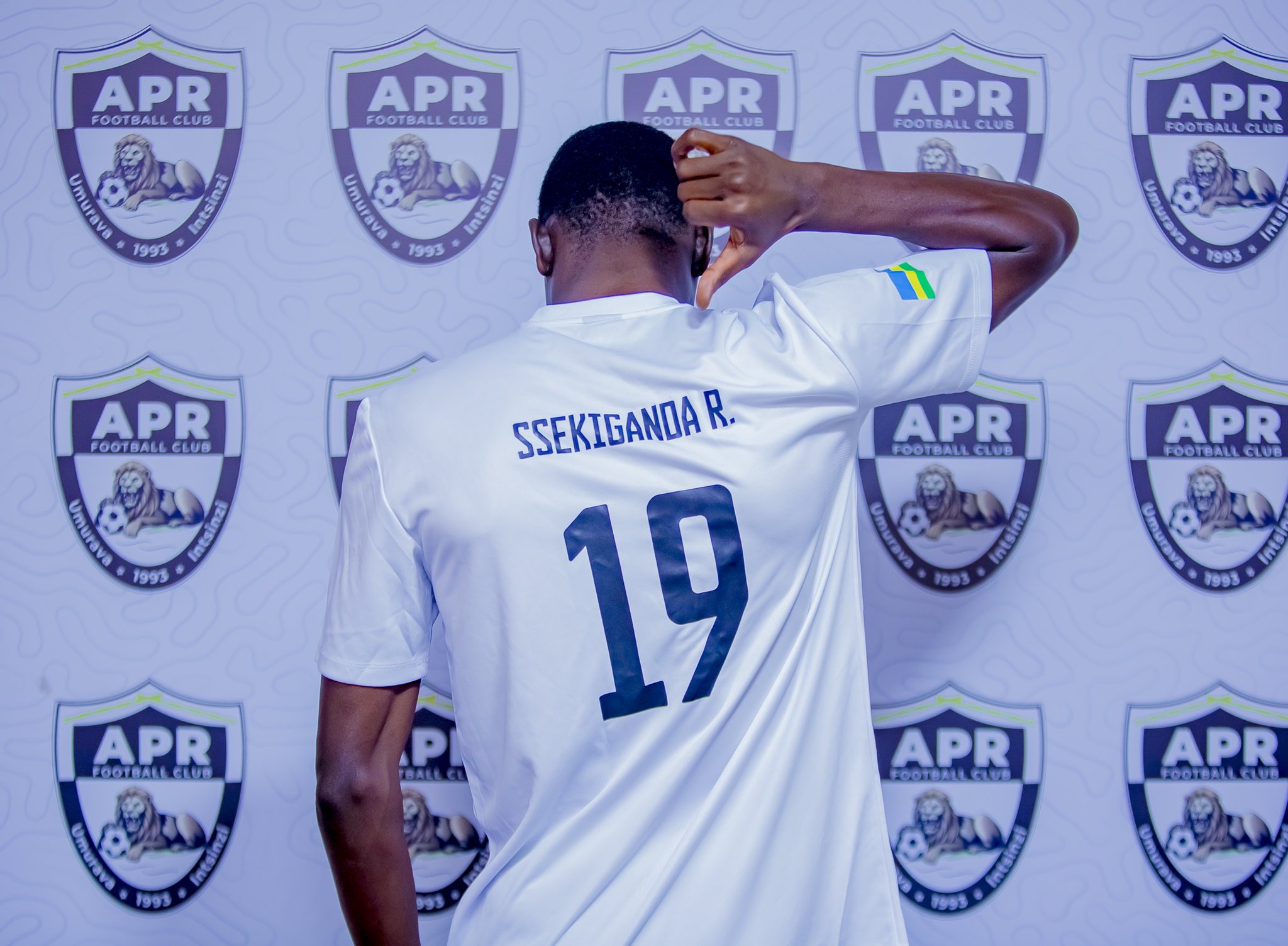 Ronald Ssekiganda azambara nomero 19 muri APR FC 