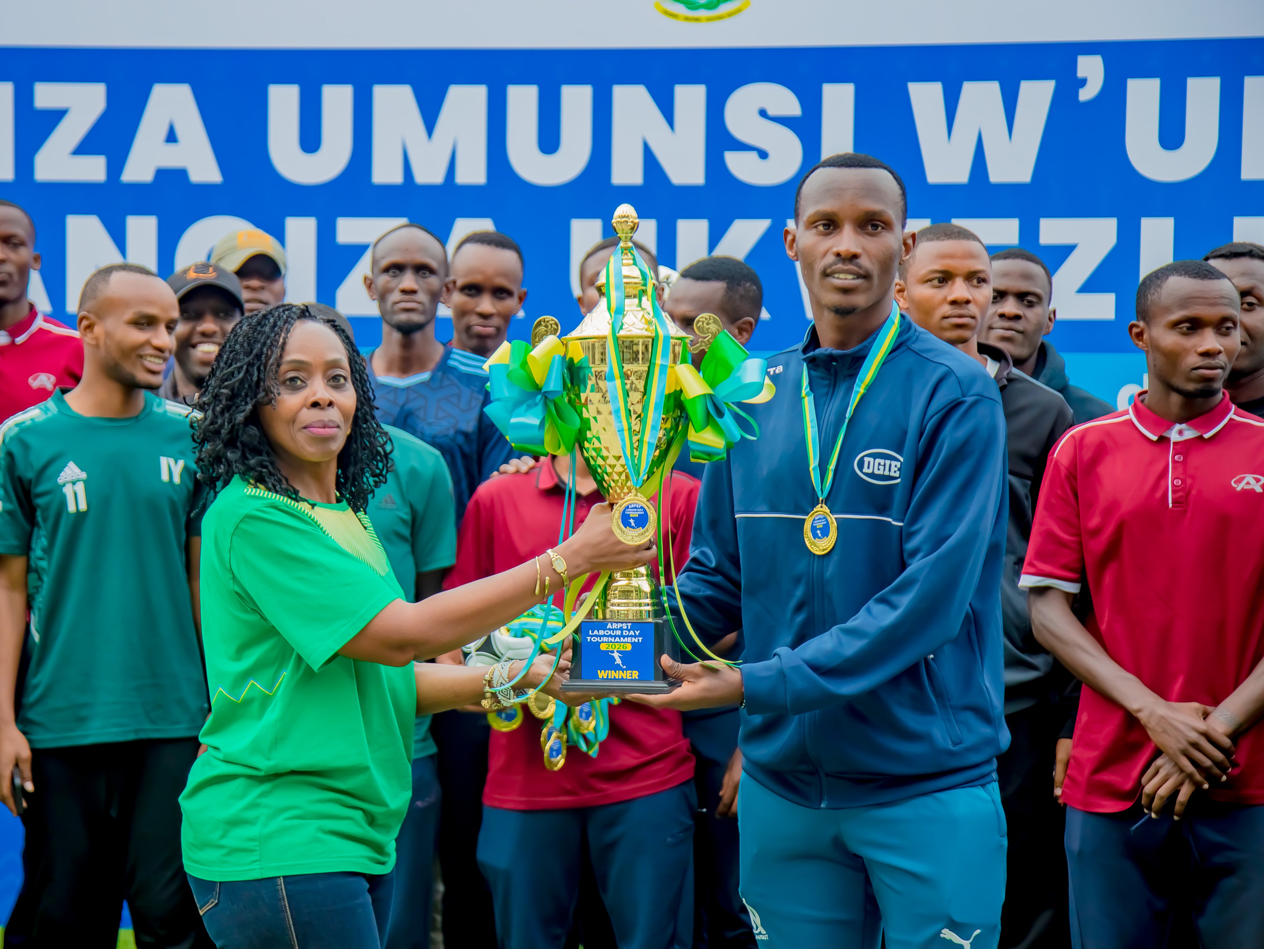 DGIE niyo yegukanye igikombe itsinze RBC ibitego 3-0 ku mukino wa nyuma cy'ibigo bifite abakozi bari munsi y'ijana mu bagabo muri ruhago