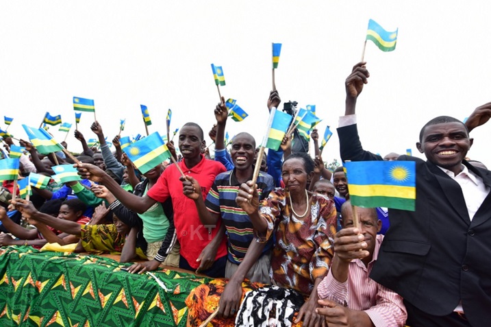 Abaturage bari baje gukurikira ubutumwa Perezida Kagame yabageneye.