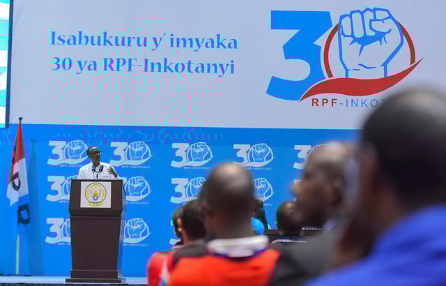 Perezida Kagame akaba n