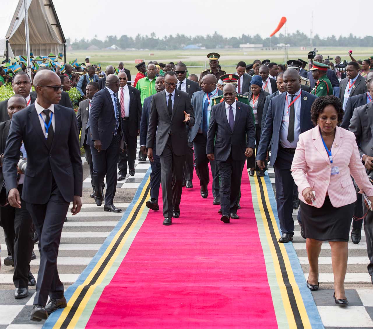 Perezida Kagame yari yagiye muri Tanzania mu ruzinduko rw