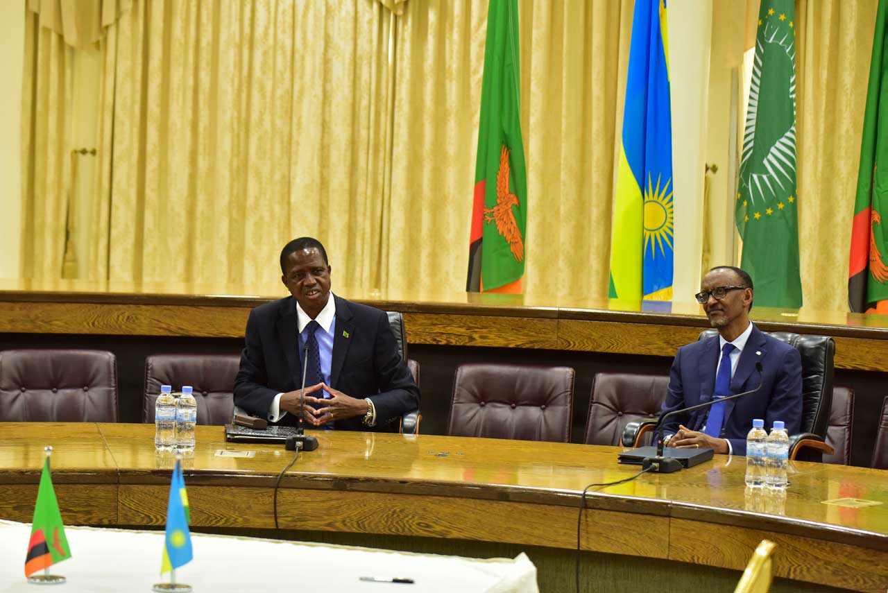 Perezida Kagame na Perezida Lungu mu kiganiro n