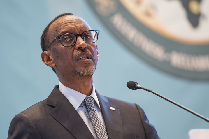 Perezida Kagame yabasabye guhuza imikorere.