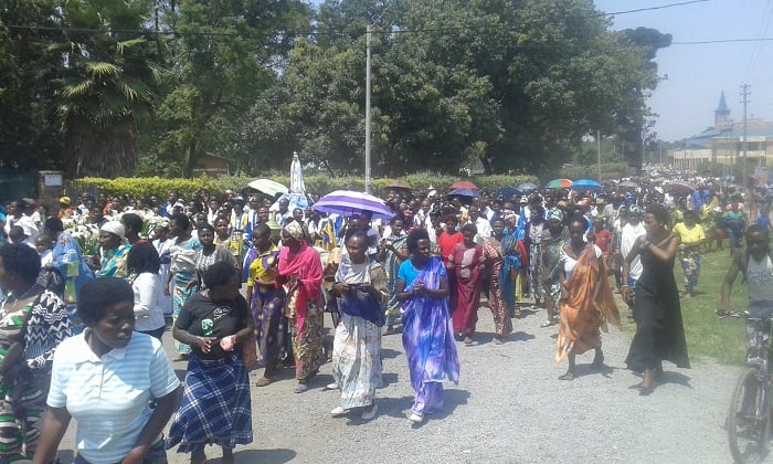 Abakirisitu bari benshi mu muhanda Musanze-Butaro