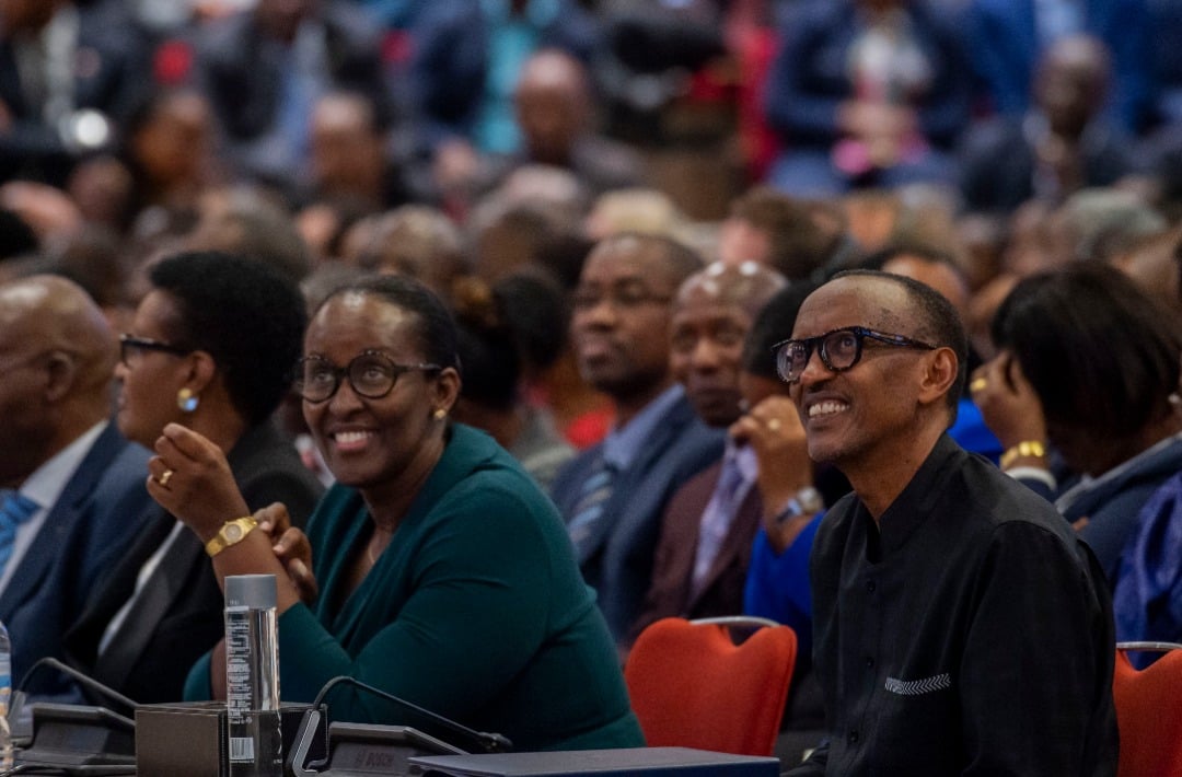 Perezida Kagame na Madame Jeannette Kagame bitabira Inama y