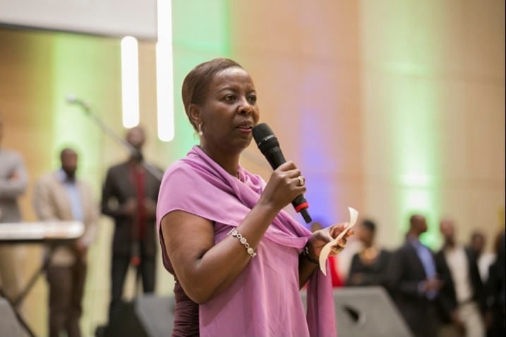 Minisitiri Mushikiwabo ari kuvuga ijambo.