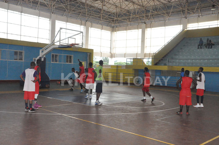 Abatarengeje imyaka 16 bakomeje imyitozo kuri Stade Amahoro