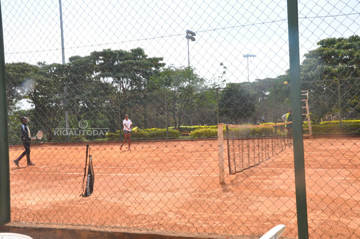 Imikino irabera ku bibuga bya Tennis biri kuri Stade Amahoro